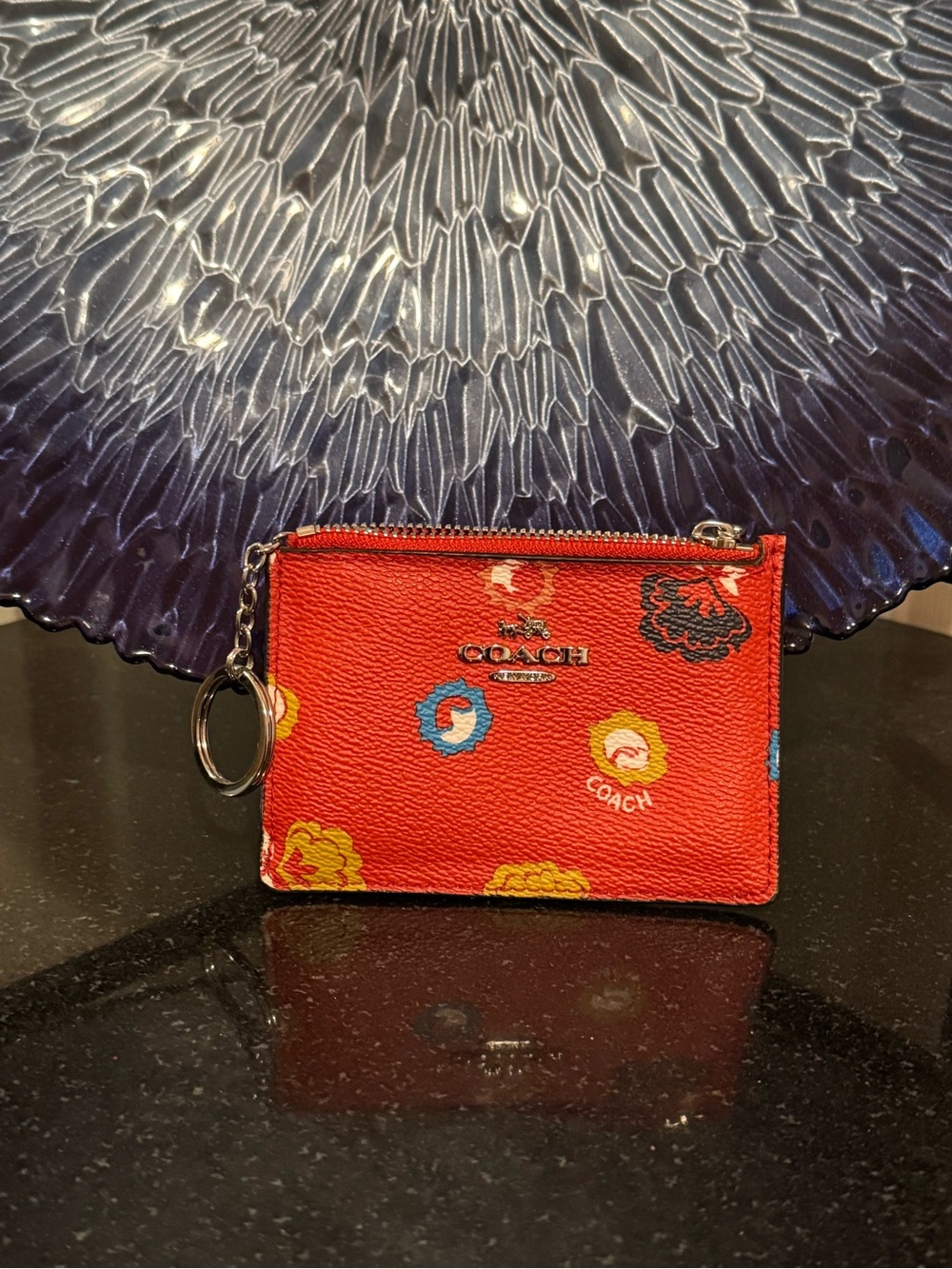Coach Red Floral Zip Card Case Keyring - Picture 10 of 11